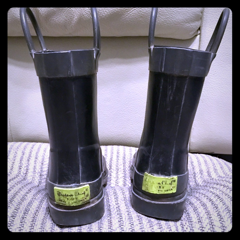 Baby/Toddler rain boots.